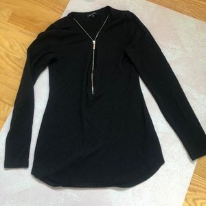 Dynamite black longsleeve size medium